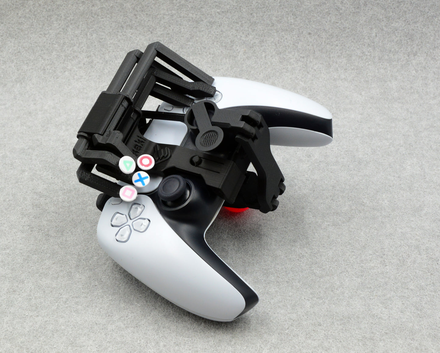 One-handed PS5 DualSense attachment