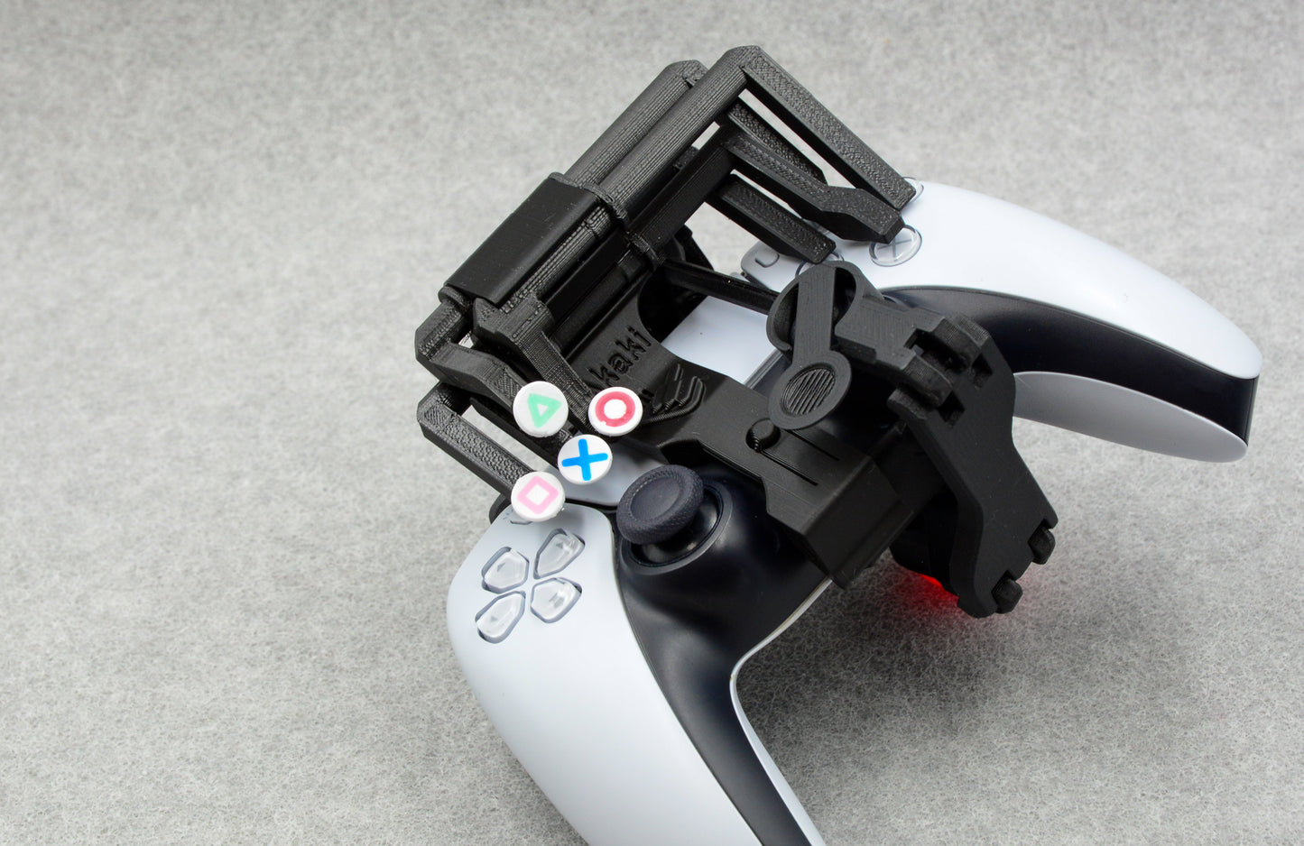 One-handed PS5 DualSense attachment
