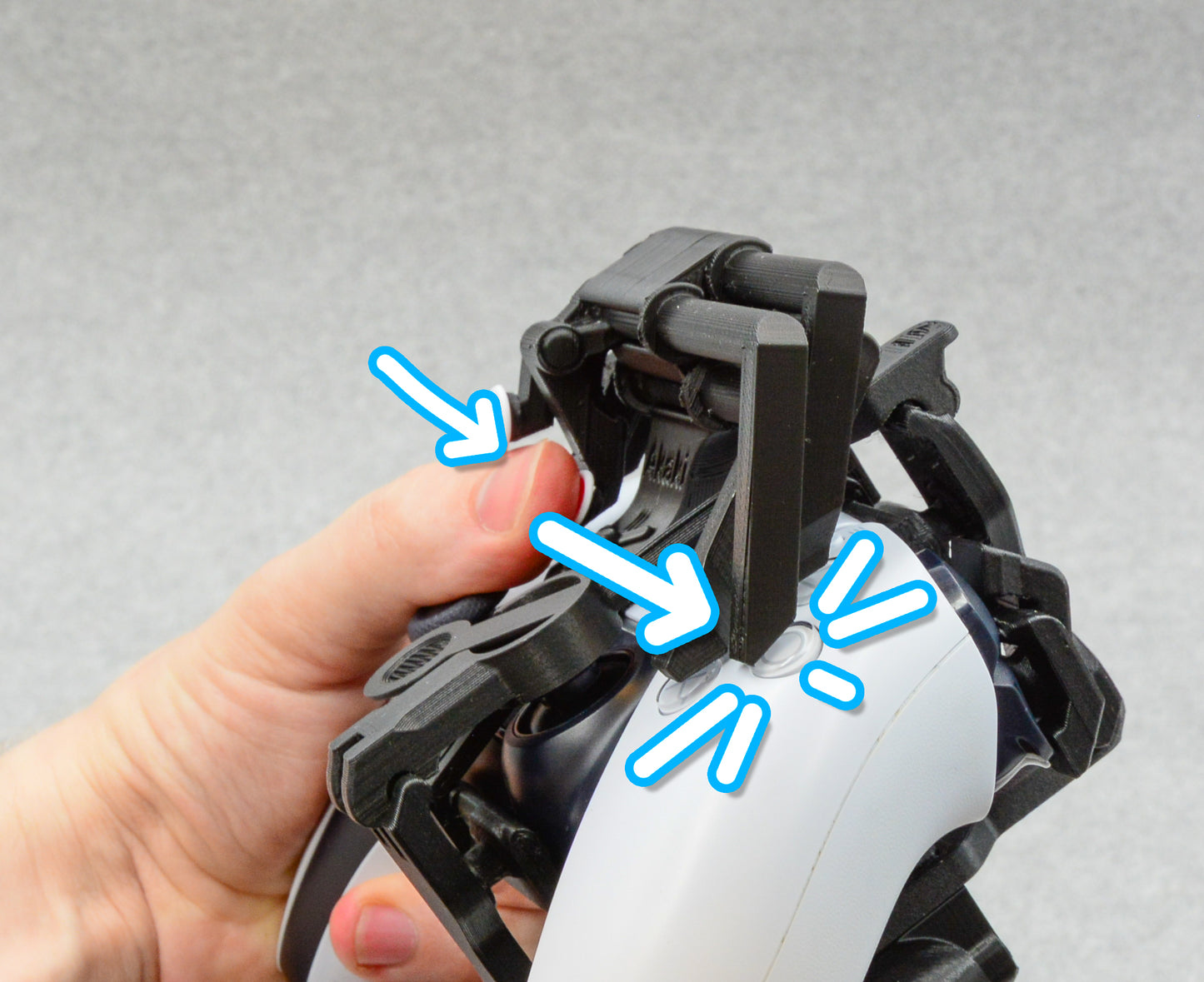 One-handed PS5 DualSense attachment