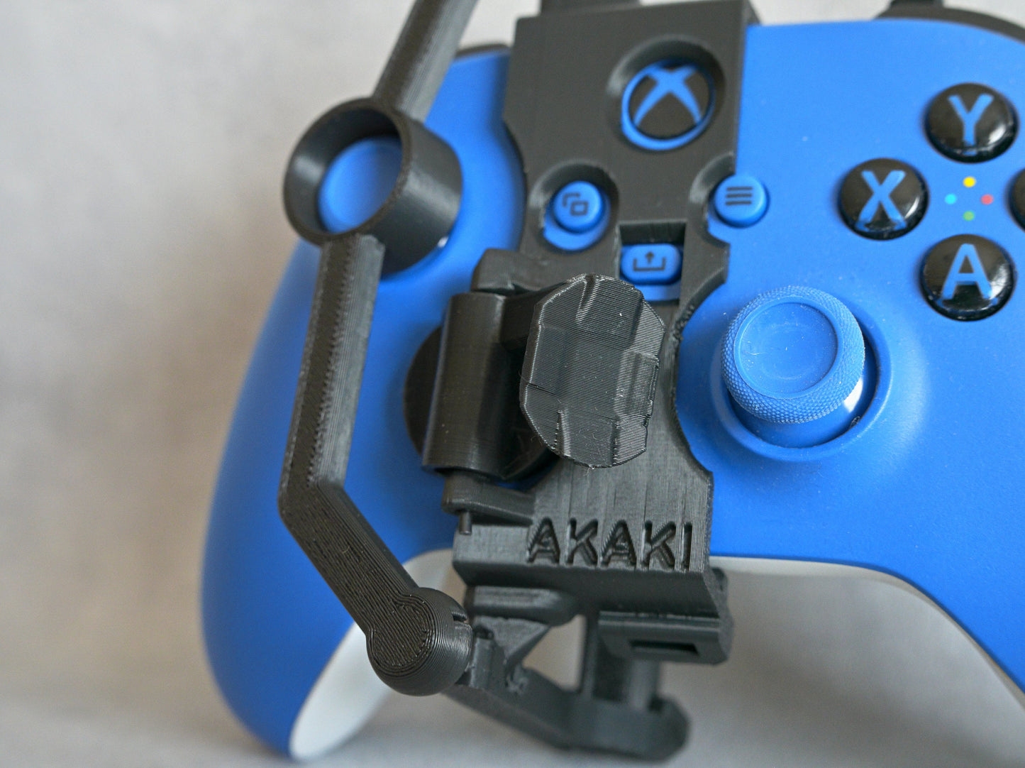 One-handed Xbox Series X|S attachment