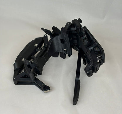 One-handed PS5 DualSense attachment 2