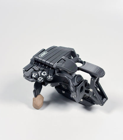 One-handed PS5 DualSense attachment 2